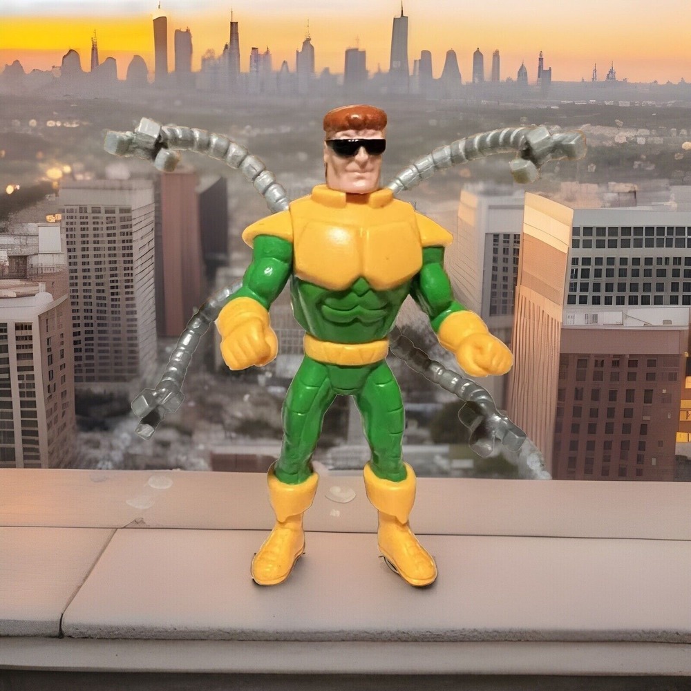 Marvel Dr. Octopus Spider-Man Action Figure Toy Doc Ock 1995 Vtg 4" Collectible.